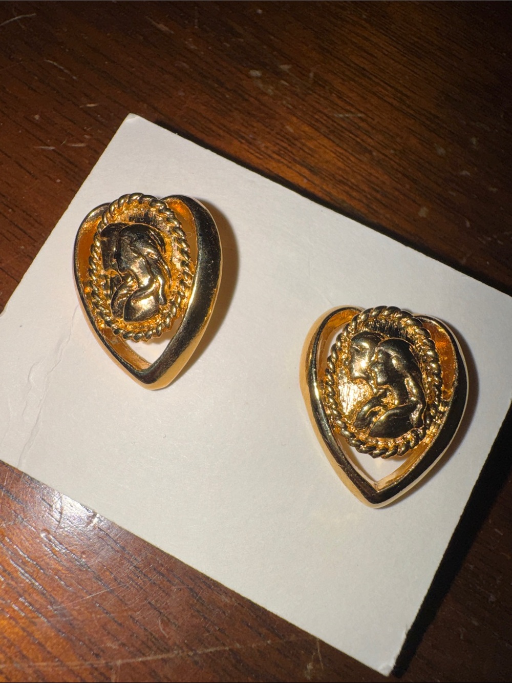 Vintage 1991 Avon Goldtone Horoscope Zodiac Heart Stud Earrings (Virgo)